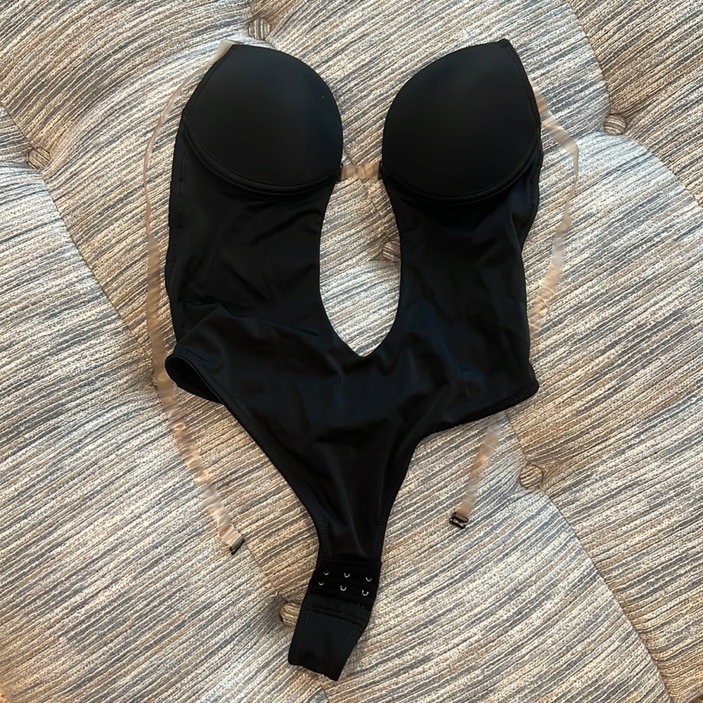 BodySuit StayPut Plunge Bra